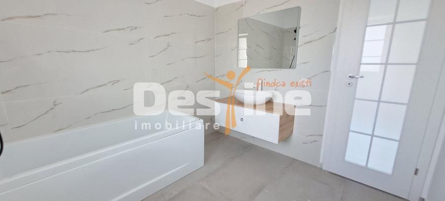 Casă individuală cu 4 camere cu Canalizare în Valea Adâncă