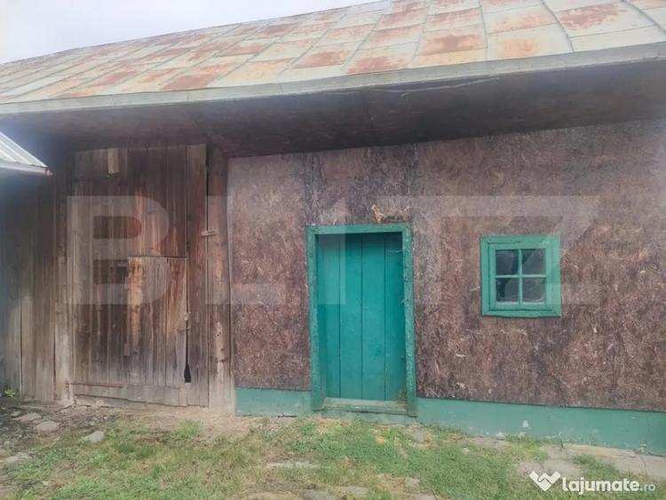 Casă cu 3 camere cu Teren 1500 Mp în Negostina