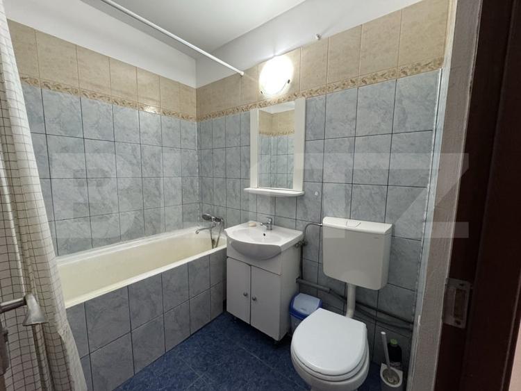 Apartament cu 2 camere semidecomandat, mobilat în Nord