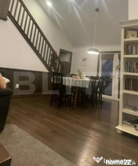Casă cu 3 camere cu Teren 5000 Mp în Central