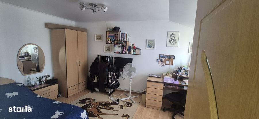 Casă cu 4 camere cu Teren 200 Mp în Valu lui Traian