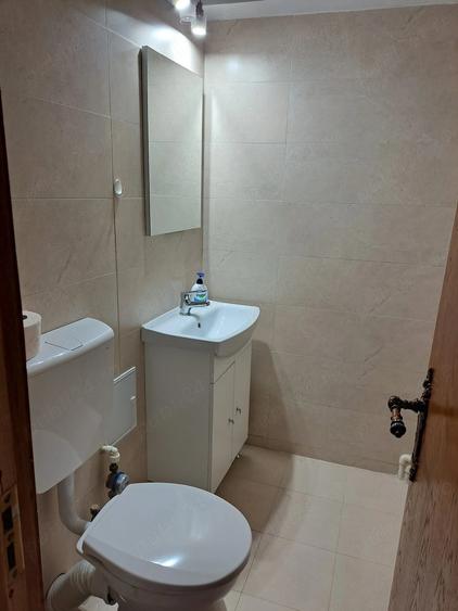 Apartament cu 3 camere decomandat în Tomis II