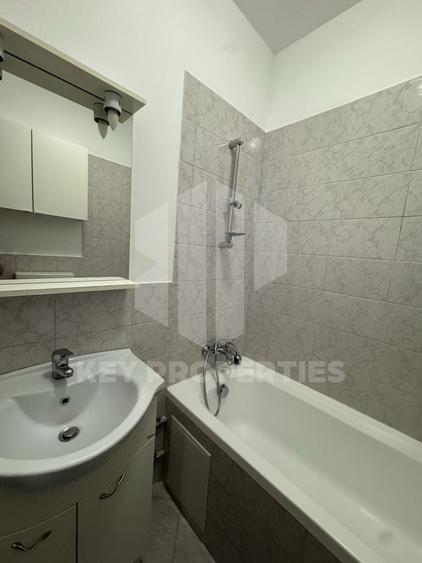 Apartament cu 2 camere semidecomandat în Armeneasca