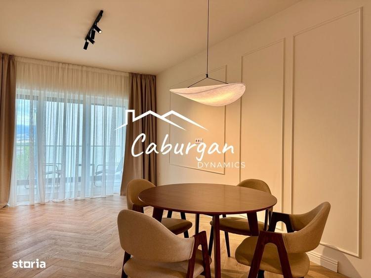 Apartament cu 3 camere decomandat în Cristian