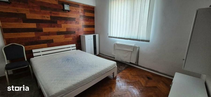 Apartament cu 2 camere decomandat, mobilat în Ultracentral