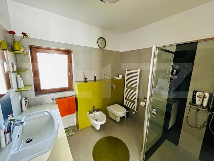 Casă individuală cu 5 camere cu Teren 237 Mp în Florești