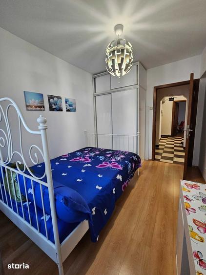 Apartament cu 3 camere decomandat în Colentina