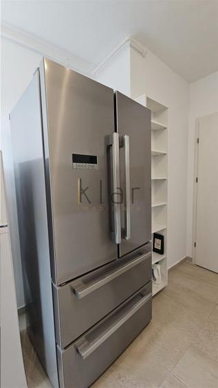 Apartament cu 3 camere semidecomandat, mobilat în Bună Ziua
