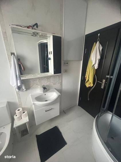 Apartament cu 3 camere în Obcini