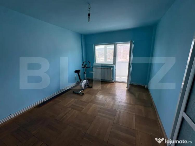 Apartament cu 2 camere decomandat în Cetate