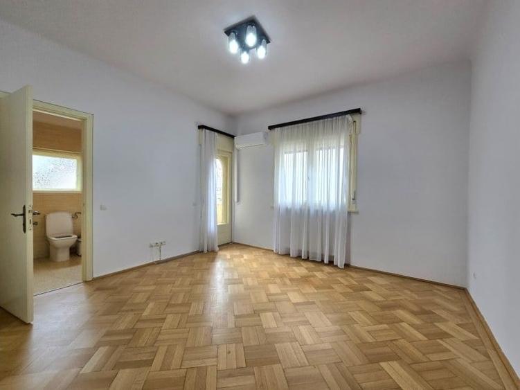 Apartament cu 8 camere în Dorobanți