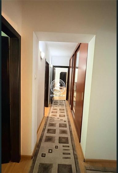 Apartament cu 4 camere decomandat în Tătărași