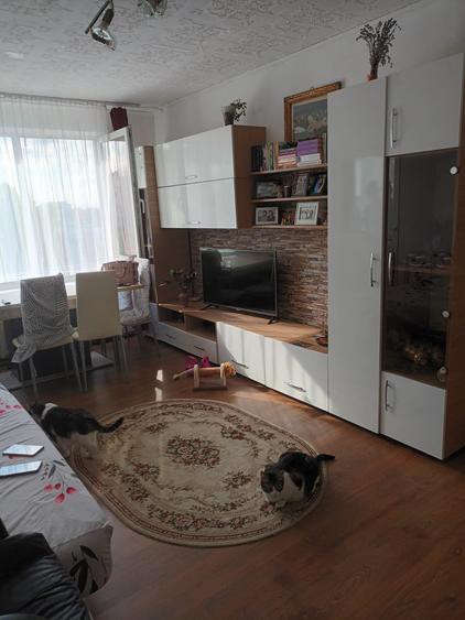 Apartament cu 4 camere decomandat, mobilat în Militari