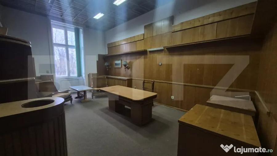 Spațiu comercial, de 255 mp, în Ultracentral