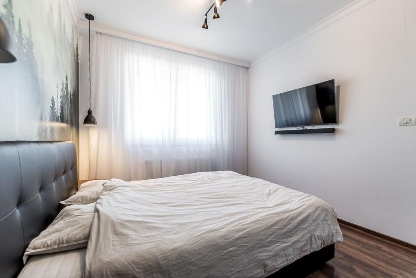 Apartament cu 2 camere semidecomandat, mobilat în Micălaca