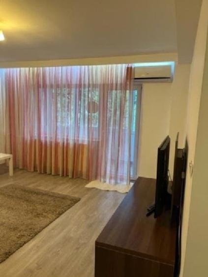 Apartament cu 2 camere decomandat, mobilat în Mihai Bravu