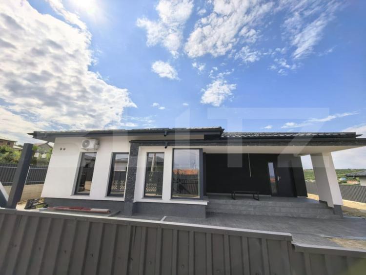 Casă cu 4 camere cu Teren 400 Mp în Central