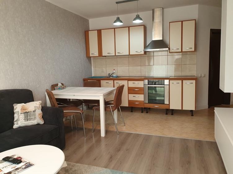 Apartament cu 2 camere decomandat, mobilat în Florești