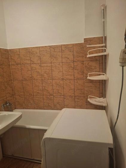 Garsonieră decomandată în Berceni