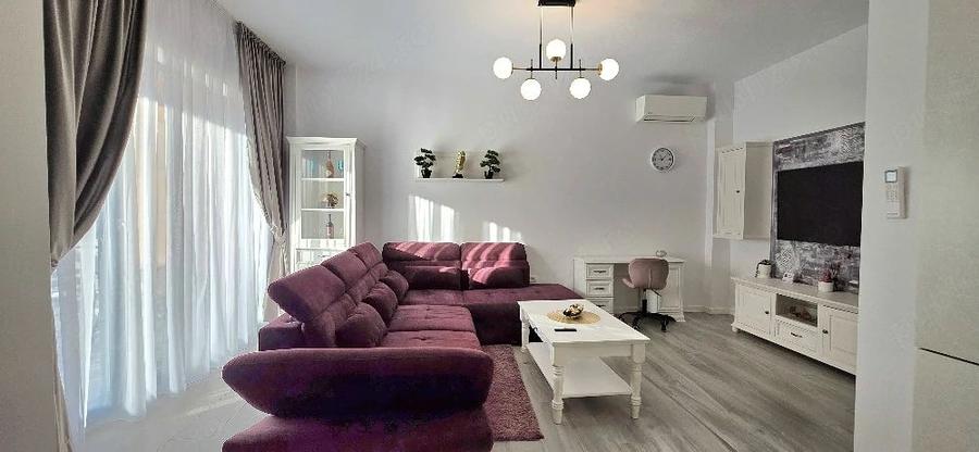 Apartament cu 2 camere decomandat în Central