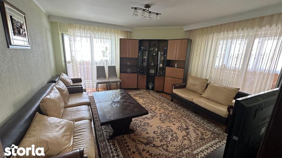 Apartament cu 2 camere decomandat, mobilat în City Park Mall