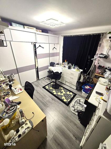 Casă cu 5 camere cu Teren 544 Mp în Central