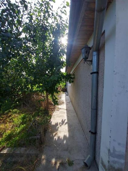 Spațiu industrial, de 800 mp, în Ineu