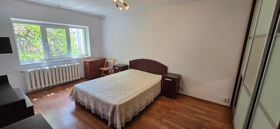 Apartament cu 2 camere decomandat, mobilat în Ultracentral