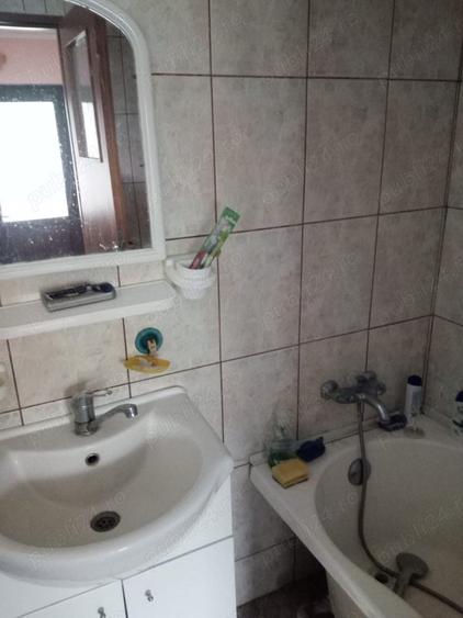 Casă cu 4 camere în Ianca
