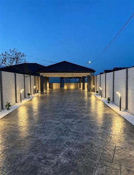 Casă individuală cu 5 camere cu Canalizare în Sânmihaiu Român