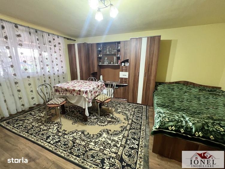 Casă cu 4 camere cu Teren 435 Mp în Vințu de Jos
