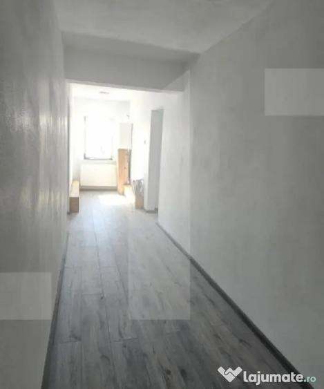 Apartament cu 3 camere decomandat în Semicentral