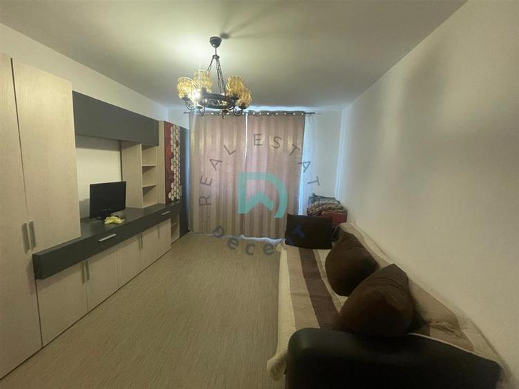 Apartament cu 2 camere decomandat în Centrul Civic