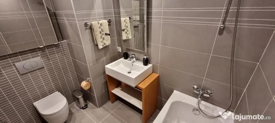 Apartament cu 2 camere semidecomandat în Alba Iulia