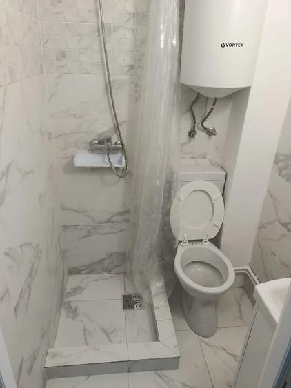 Garsonieră decomandată în Central