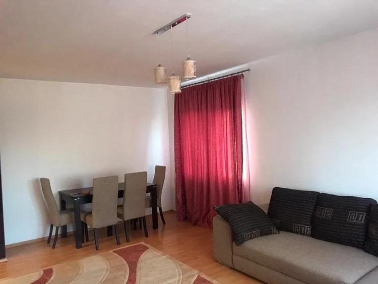 Apartament cu 2 camere semidecomandat, mobilat în Canta