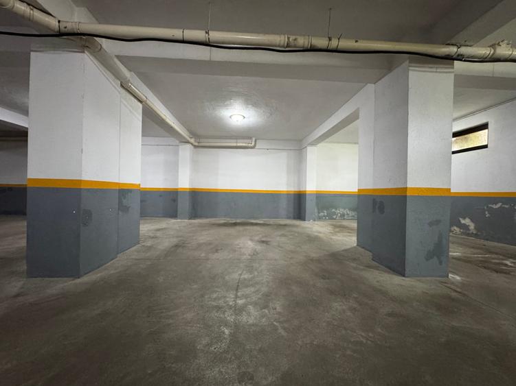 Apartament cu 3 camere decomandat în Vitan Mall