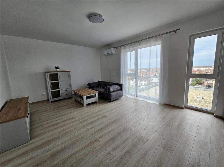 Apartament cu 2 camere decomandat, mobilat în Aradului
