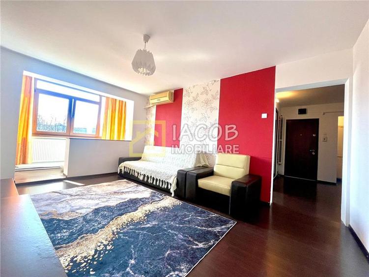 Apartament cu 3 camere decomandat, mobilat în Banca Națională