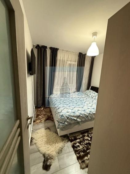 Apartament cu 2 camere semidecomandat în Centrul Civic