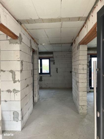 Casă cu 4 camere în Juc-Herghelie