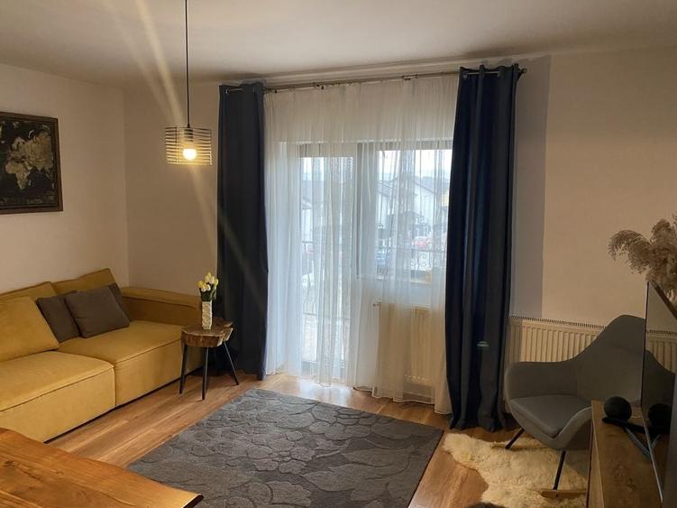 Apartament cu 2 camere decomandat în Central