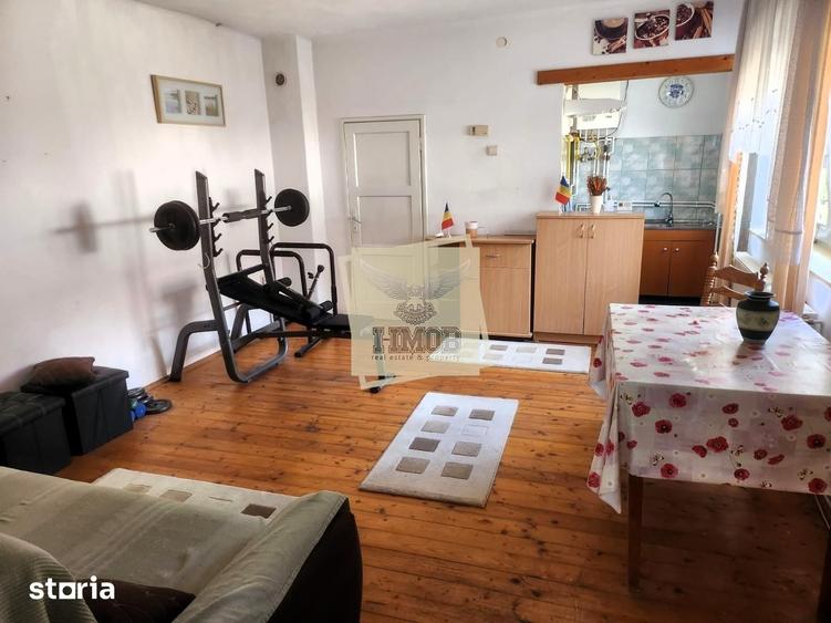 Casă cu 3 camere cu Teren 803 Mp în Central