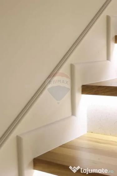 Casă cu 5 camere cu Teren 341 Mp în Borhanci