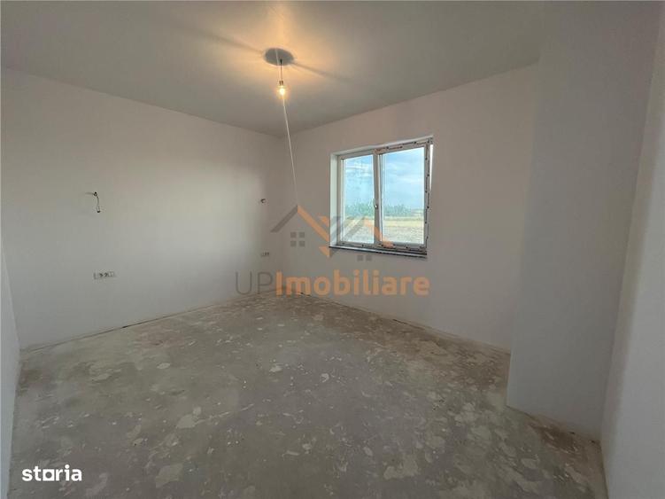 Casă cu 4 camere în Cihei
