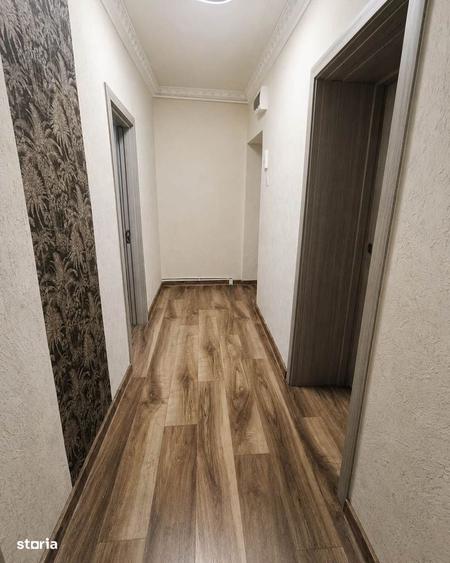 2 camere decomandat, Etaj 1 , Brasovul Vechi Str. Simion Barnutiu - 6