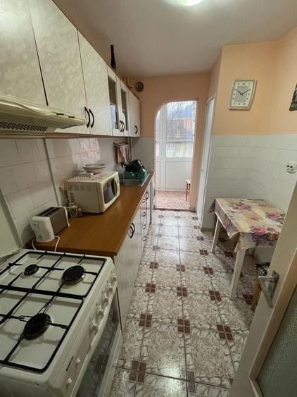 Apartament cu 2 camere decomandat în Noua