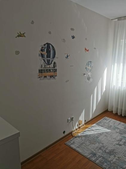 Apartament cu 3 camere decomandat în Valea Lupului
