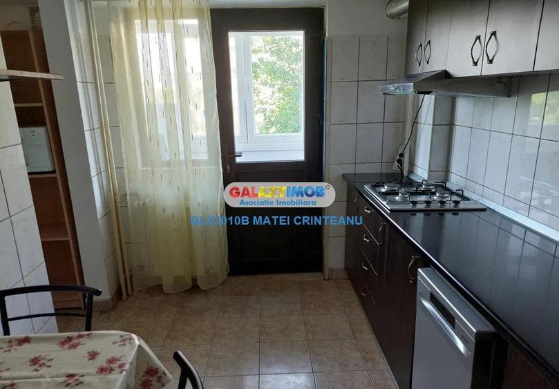 Apartament cu 2 camere semidecomandat, mobilat în Păcii