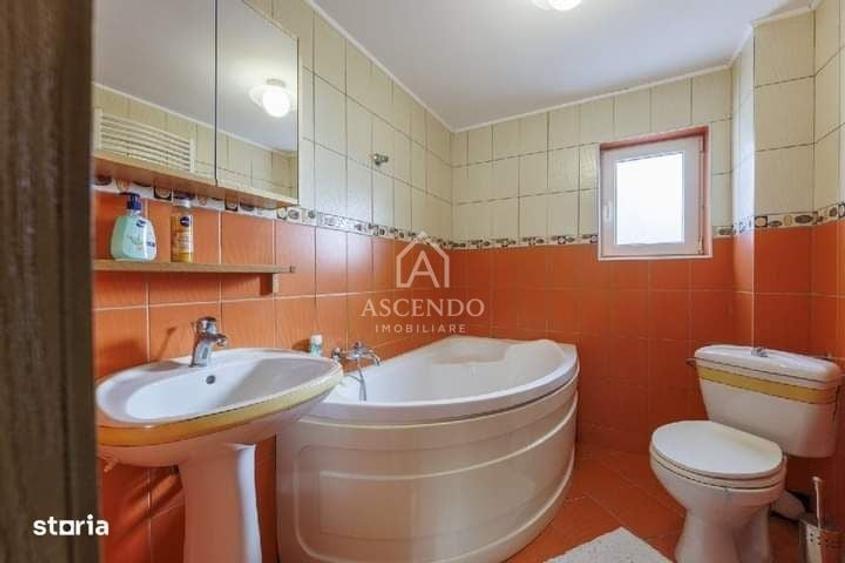 Casă cu 4 camere în Breaza de Sus